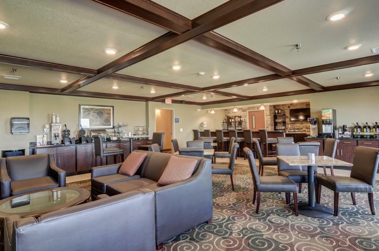 Cobblestone Inn And Suites - Eaton מראה חיצוני תמונה